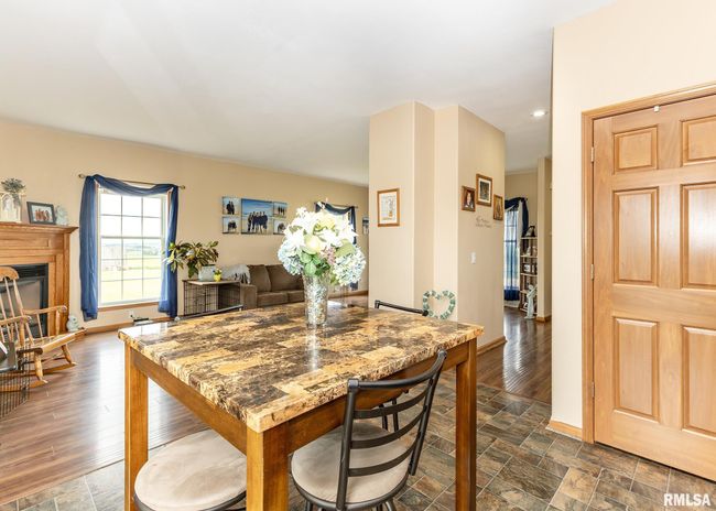 37998 Highway 64, House other with 4 bedrooms, 4 bathrooms and null parking in Preston IA | Image 16