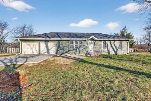 325 E Battle Creek St, Galesburg, MI, 49053-9436 | Card Image