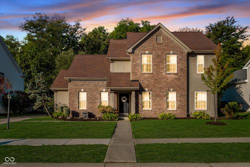18007 Kinder Oak Dr, Noblesville, IN, 46062-7529 | Card Image