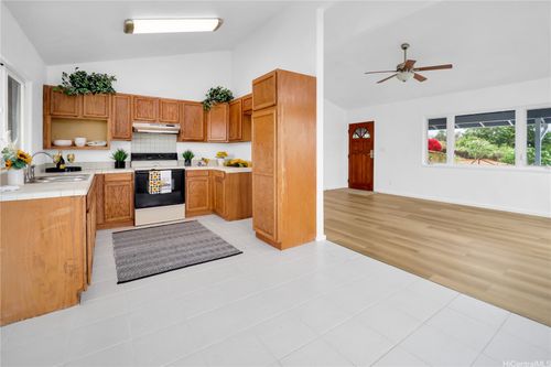 94-1072 Lumi St, Waipahu, HI, 96797-3959 | Card Image