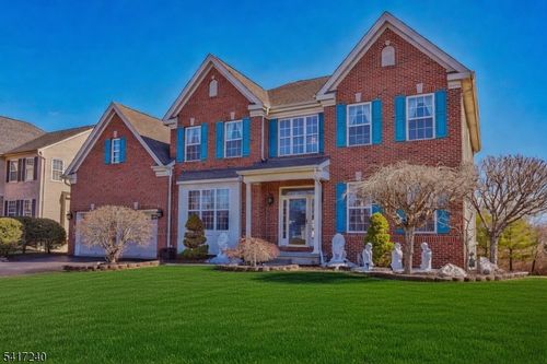 4 Elm Dr, Clinton, NJ, 08809-2044 | Card Image