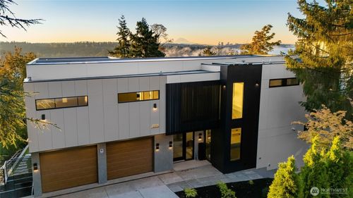 8933 Ne 117th Pl, Kirkland, WA, 98034-6119 | Card Image