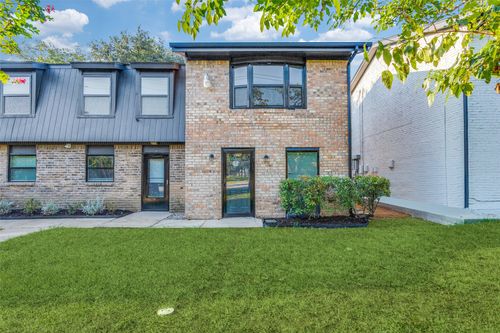 826 Wildwood Ln, Grapevine, TX, 76051-3361 | Card Image