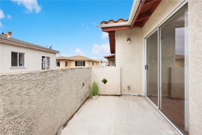 APT-2 - 915 Carob Way, Condo with 3 bedrooms, 3 bathrooms and 2 parking in Montebello CA | Image 17