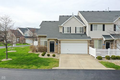 8532 Enclave Blvd, Fishers, IN, 46038-1592 | Card Image