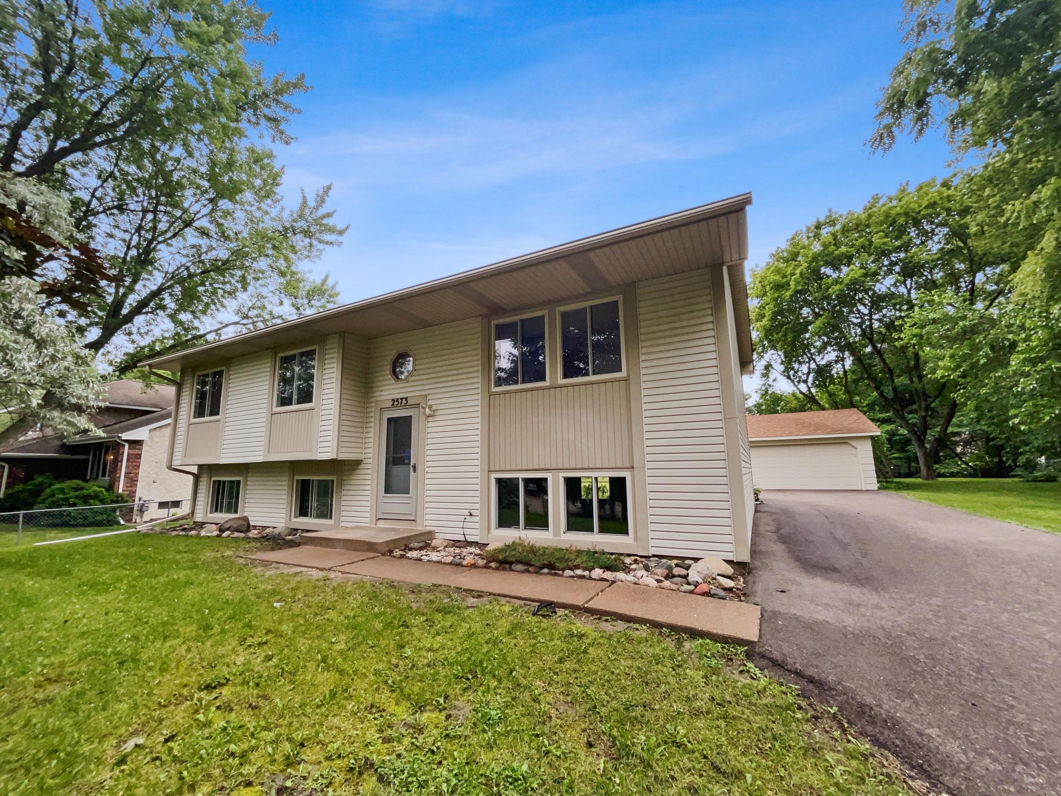 Stark St, Saint Paul, MN 55117