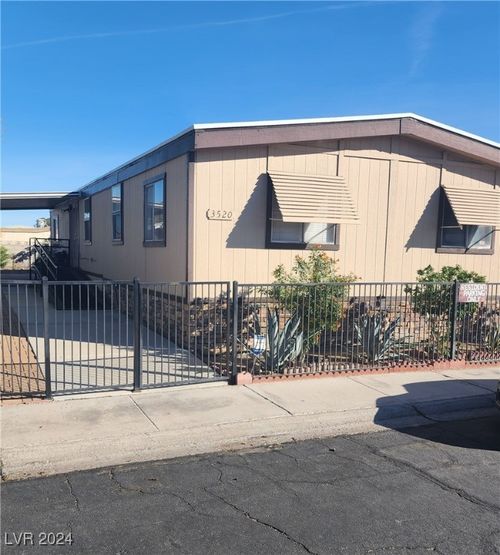 3520 Cape Cod Drive, Las Vegas, NV, 89122 | Card Image