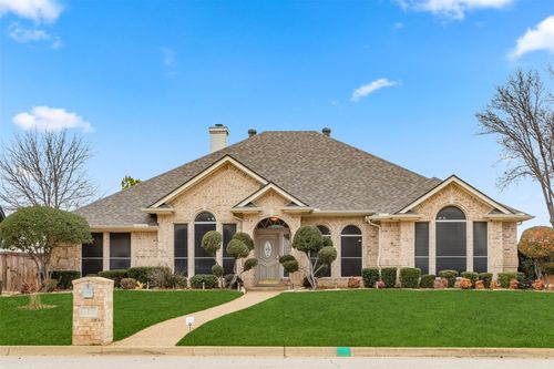 118 W Greenbriar Ln, Colleyville, TX, 76034-8619 | Card Image