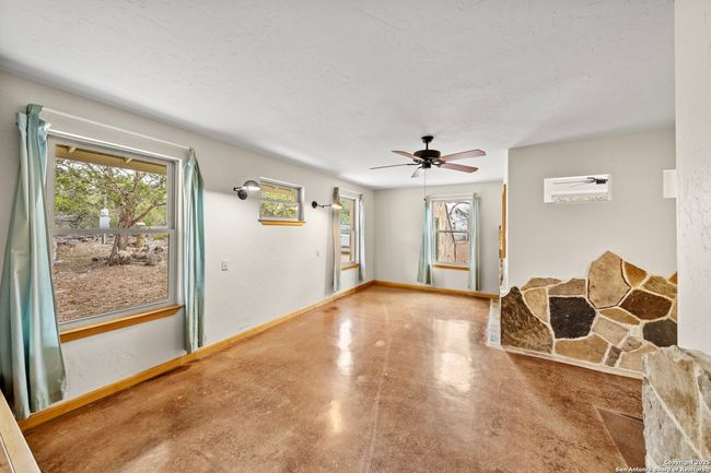 125 Turkey Trot Trl, House other with 3 bedrooms, 3 bathrooms and null parking in Hunt TX | Image 28
