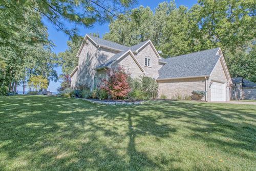 5100 Streich Lane, BLACK WOLF, WI, 54902 | Card Image