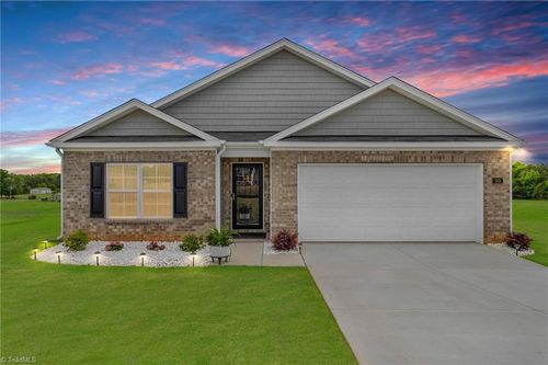 183 Alamos Ave, Lexington, NC, 27295-7727 | Card Image