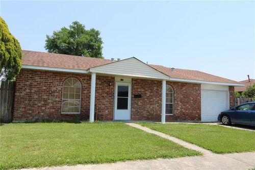 329 Melbrook Dr, Gretna, LA, 70056-7714 | Card Image