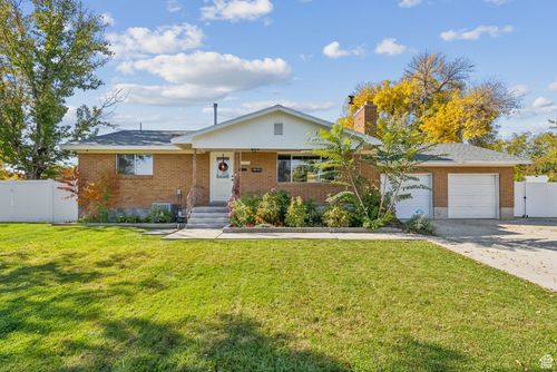 3896 S Campfire Cir, West Valley City, UT, 84119-4509 | Card Image