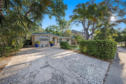 785 5th St S, SAFETY HARBOR, FL, 34695-3930 | Card Image