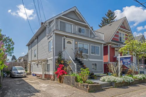 166 E 24th Avenue, Vancouver, BC, V5V1Z4 | Card Image