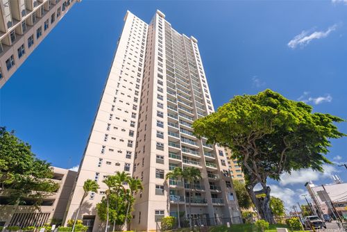 apt-2701-1450 Young St, Honolulu, HI, 96814-1858 | Card Image