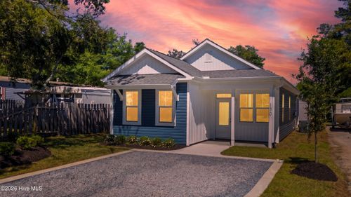 65-130 Ne 75th St, Oak Island, NC, 28465-4225 | Card Image