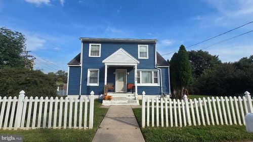 140 Robbins Ave, Ewing, NJ, 08638-3718 | Card Image