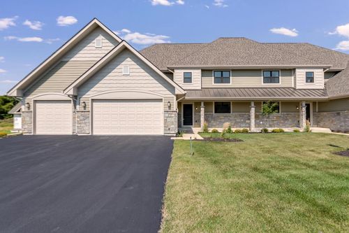 55-18a-713 Greenview Circle, Geneva, WI, 53147 | Card Image