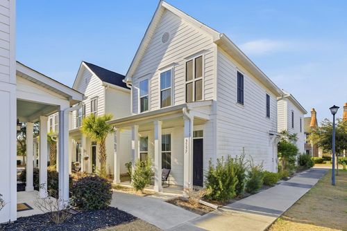 3557 Bristol Ln, Myrtle Beach, SC, 29577-7518 | Card Image