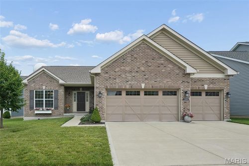 2384 Chemin Ave, Saint Charles, MO, 63301-5020 | Card Image