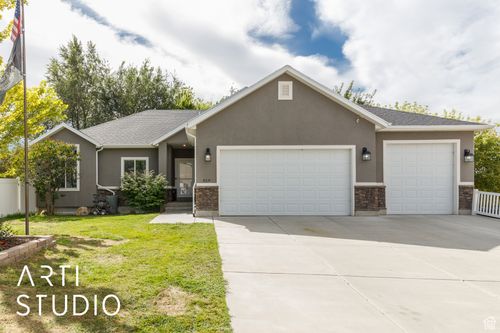 614 N 1500 W, Clinton, UT, 84015-8014 | Card Image