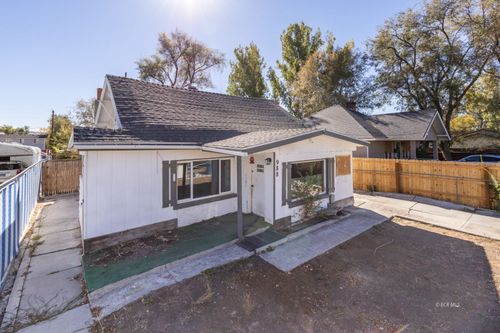 988 College Ave, Elko, NV, 89801-3420 | Card Image