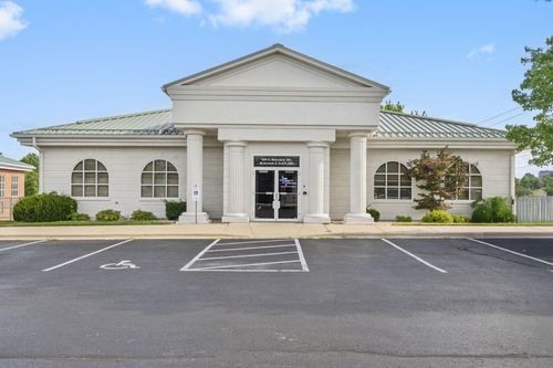 f200-909 E Republic Rd, Springfield, MO, 65807-6013 | Card Image
