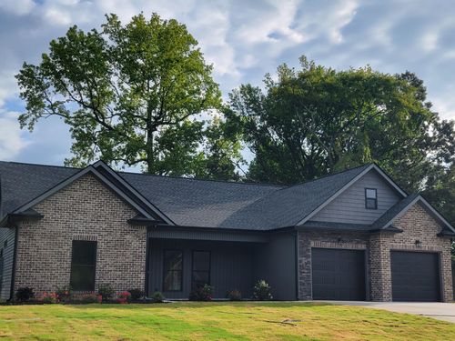 202 Cheshire Crossing Dr, Rock Spring, GA, 30739-2750 | Card Image