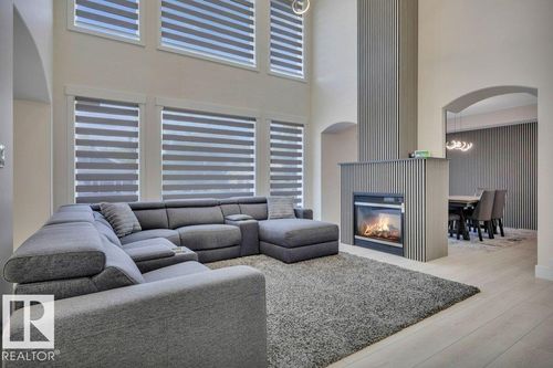 5010 Donsdale Dr Nw, Edmonton, AB, T6M2V2 | Card Image