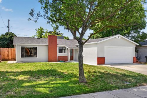 222 Pereira Ave, Tracy, CA, 95376-2748 | Card Image