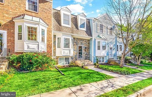 3637 Buckeye Ct, FAIRFAX, VA, 22033-1233 | Card Image