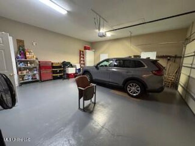 Garage photo 3 | Image 53