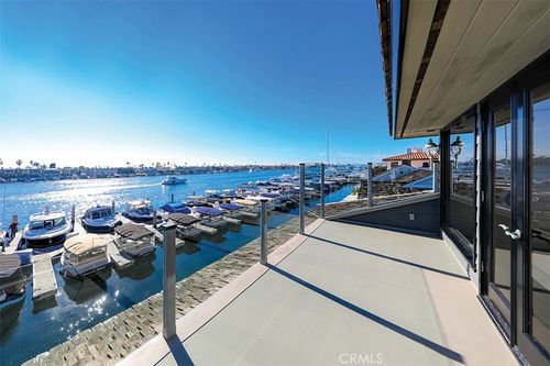 2636 Bayshore Dr, Newport Beach, CA, 92663 | Card Image