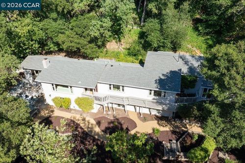 3 Mountain View Pl, Lafayette, CA, 94549-4215 | Card Image