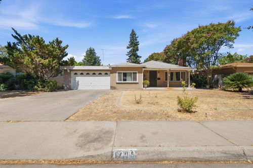1705 Stetson Ave, Modesto, CA, 95350-4053 | Card Image