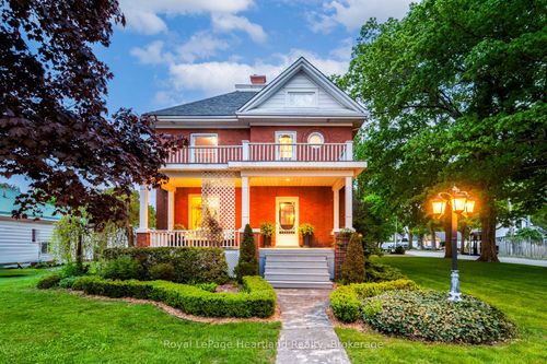 202 Mcconnell St, Huron, ON, N0M1H0 | Card Image