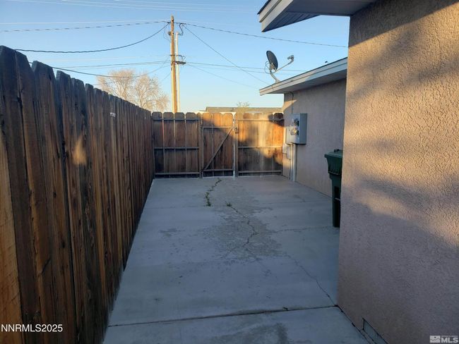 205 E A St, Home with 2 bedrooms, 1 bathrooms and 4 parking in Fallon NV | Image 6