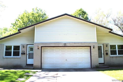 left-111 Sunshine Dr, Amherst, NY, 14228-1960 | Card Image
