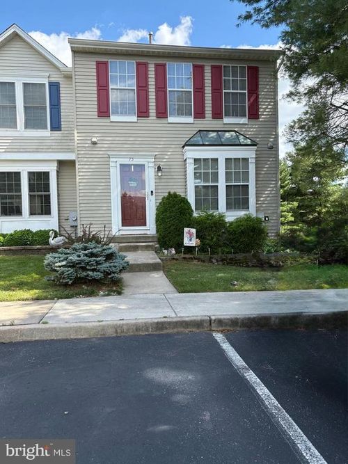 75 Pebble Ln, Blackwood, NJ, 08012-5581 | Card Image