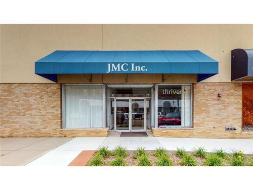 108 W Center St, Lake City, MN, 55041-1662 | Card Image