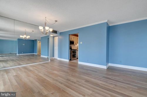 apt-502-6800 Fleetwood Rd, Mclean, VA, 22101-3607 | Card Image
