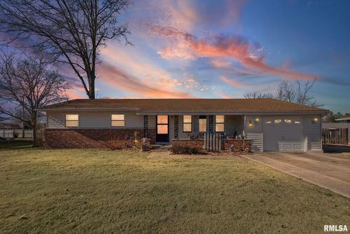 20 Bel Air Dr, Centralia, IL, 62801-6513 | Card Image