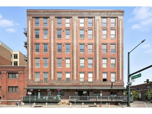 apt-3e-2261 Blake St, Denver, CO, 80205-2044 | Card Image