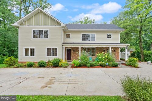 5104 Birch Ln, Annandale, VA, 22003-6209 | Card Image