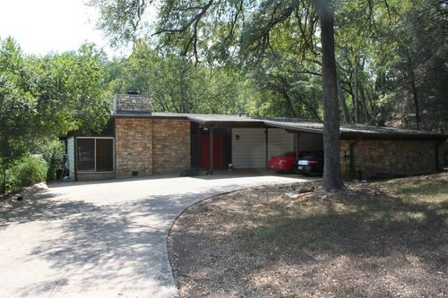 7 Hull Circle Dr, West Lake Hills, TX, 78746-3709 | Card Image