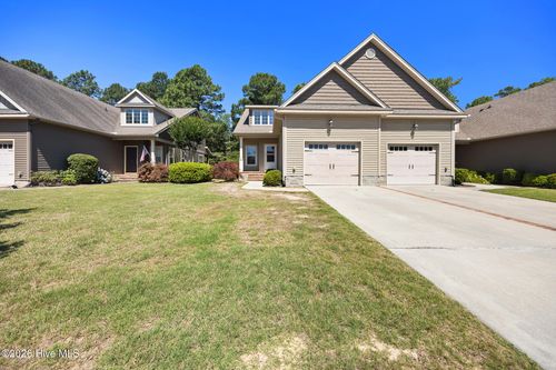 26 Cypress Cir, Southern Pines, NC, 28387-6484 | Card Image