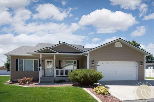 2126 Wyndham Park Dr, Billings, MT, 59102-8118 | Card Image