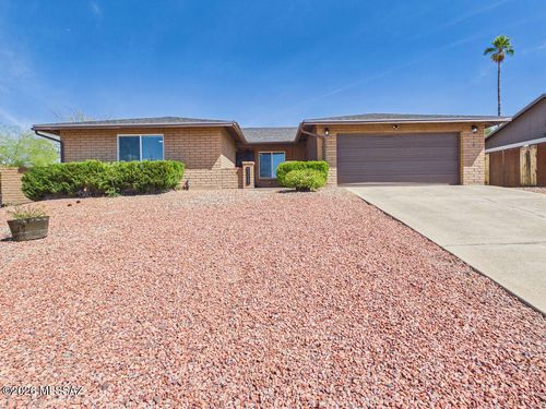 1717 S Burning Tree Ave, Tucson, AZ, 85710-7231 | Card Image