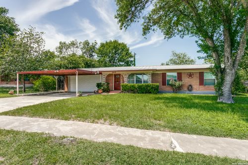 363 E Rampart Dr, San Antonio, TX, 78216-6445 | Card Image